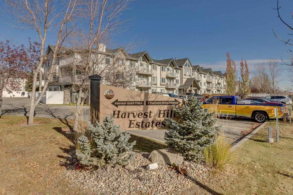 305, 7 Harvest Gold Manor NE, Calgary — photo 2 of 30