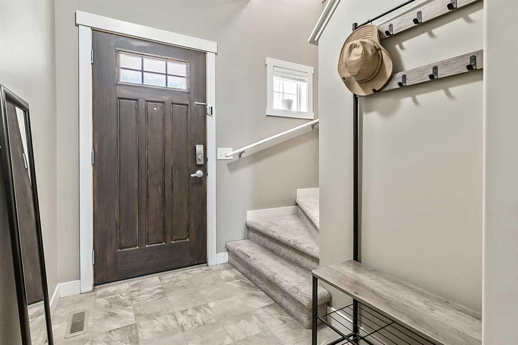 108 Skyview Ranch Grove NE, Calgary — photo 2 of 32