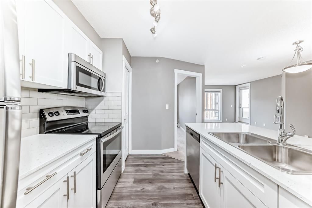 606, 20 Kincora Glen Park NW, Calgary — main listing photo
