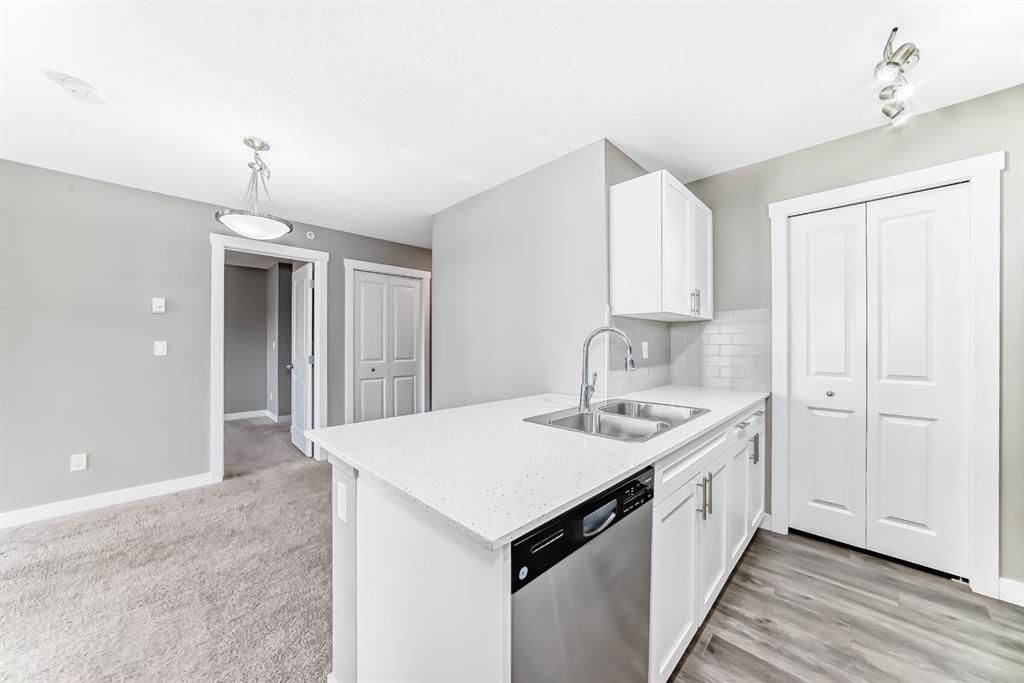 606, 20 Kincora Glen Park NW, Calgary — photo 4 of 46