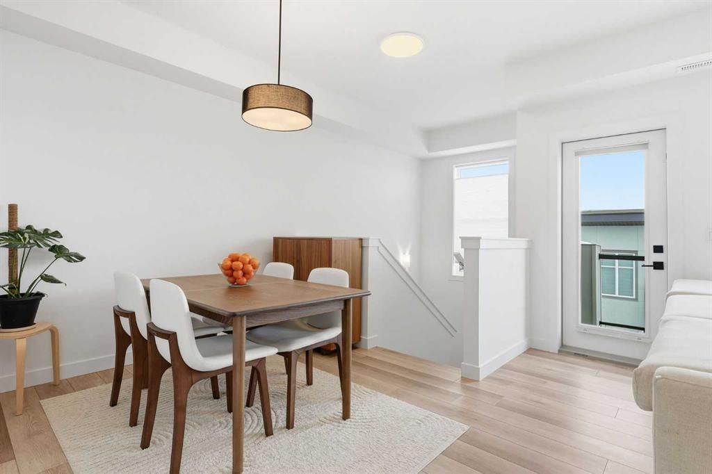 162 Spring Creek Common SW, Calgary — photo 5 of 21