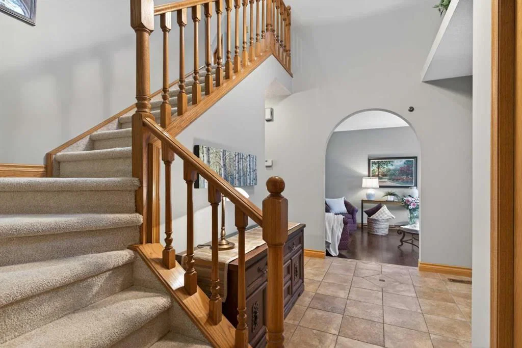 11 Sun Canyon Park SE, Calgary — photo 4 of 50