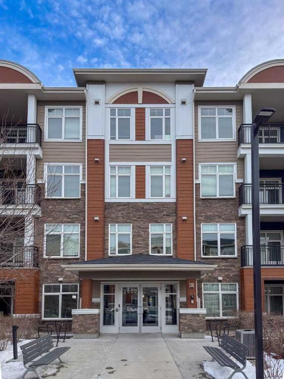 2207, 3727 Sage Hill Drive NW, Calgary — photo 3 of 27