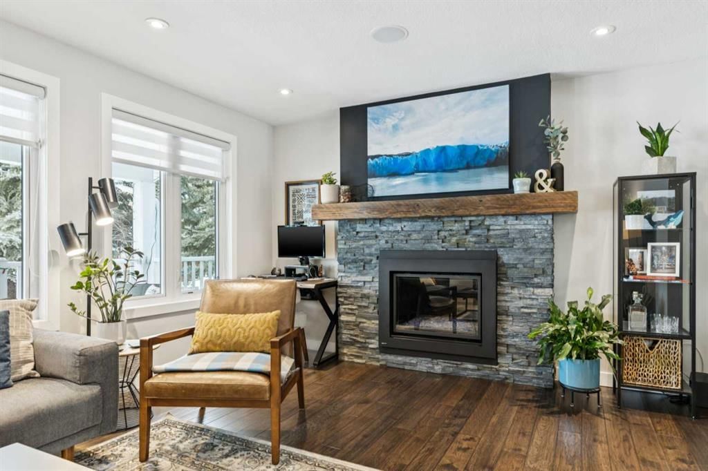 169 Braniff Crescent SW, Calgary — photo 4 of 41