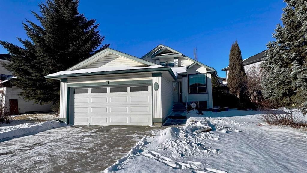 154 Bridlecreek Park SW, Calgary — main listing photo
