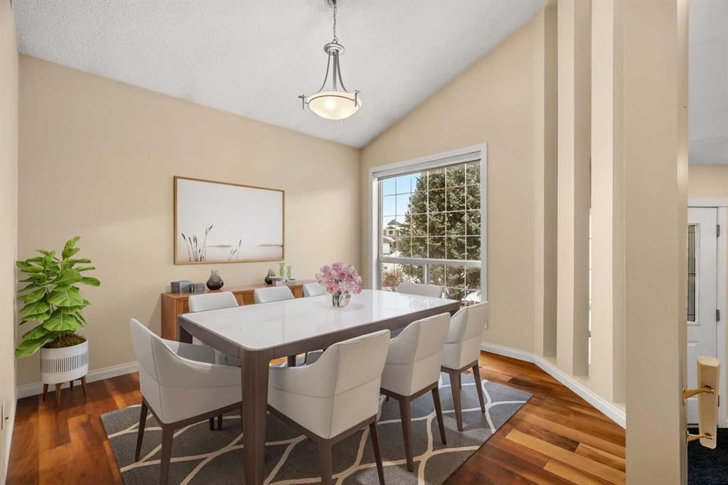 154 Bridlecreek Park SW, Calgary — photo 4 of 48