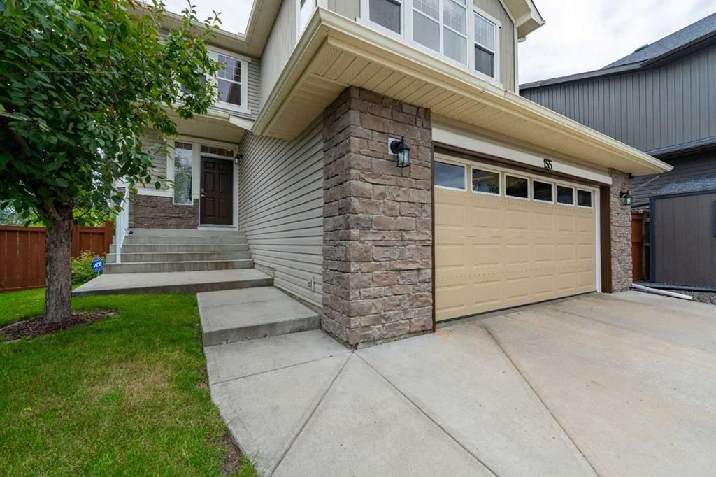 155 Autumn Close SE, Calgary — photo 2 of 50