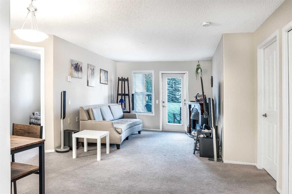 136, 5000 Somervale Court SW, Calgary — photo 4 of 36