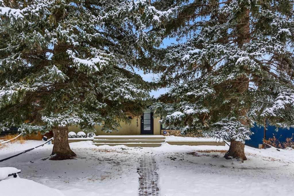 3449 Lane Crescent SW, Calgary — photo 3 of 50