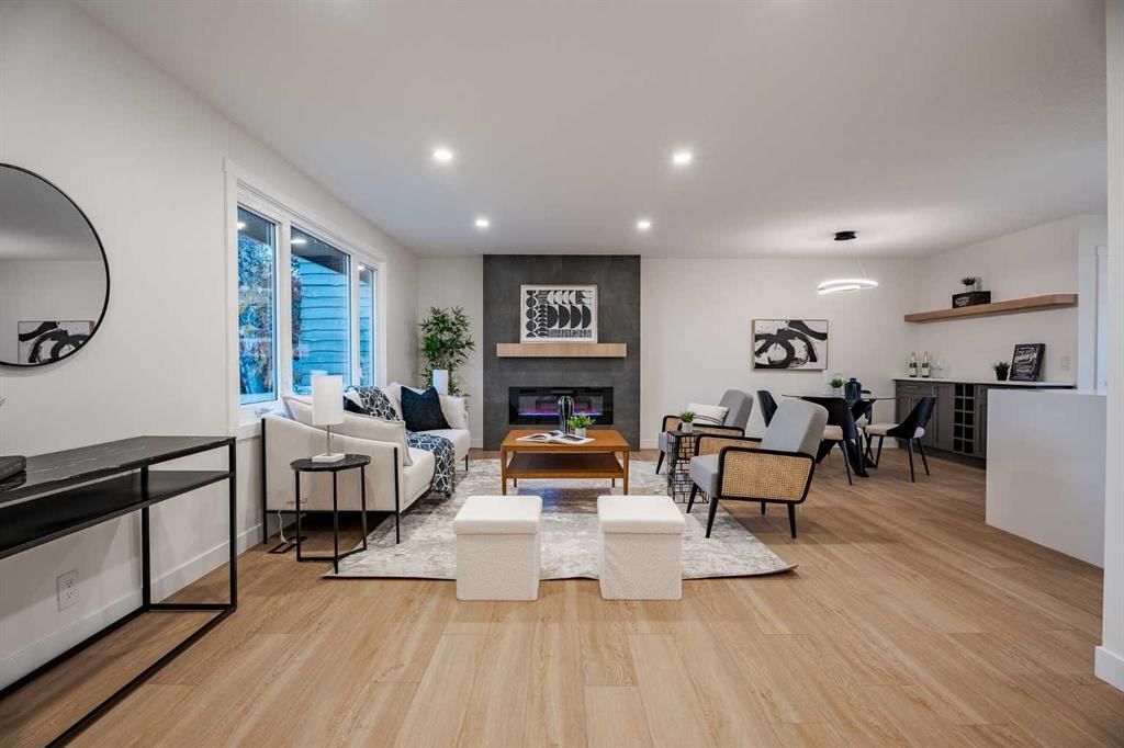 1024 Hunterston Place NW, Calgary — main listing photo