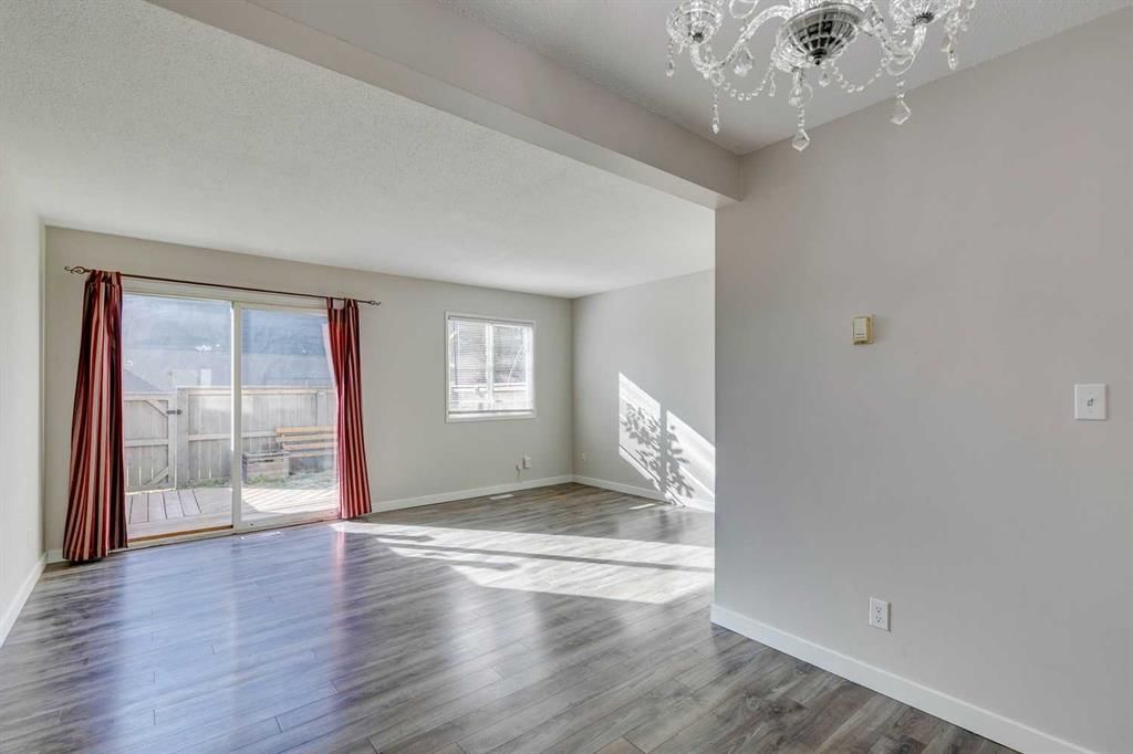 52, 219 90 Avenue SE, Calgary — photo 4 of 21