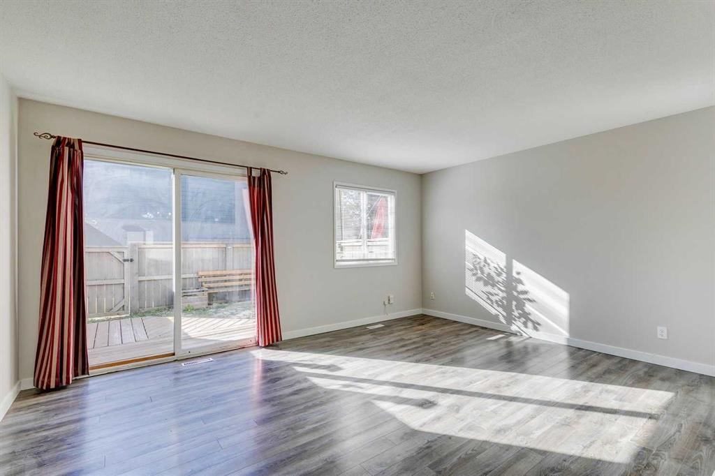 52, 219 90 Avenue SE, Calgary — photo 5 of 21