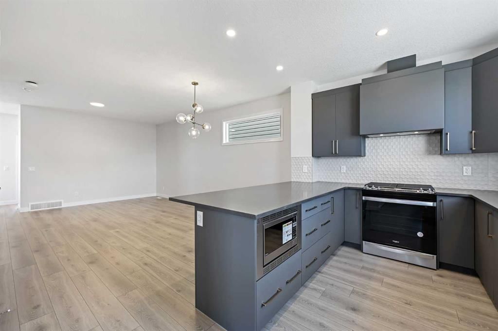 329 Ambleton Drive NW, Calgary — photo 3 of 15