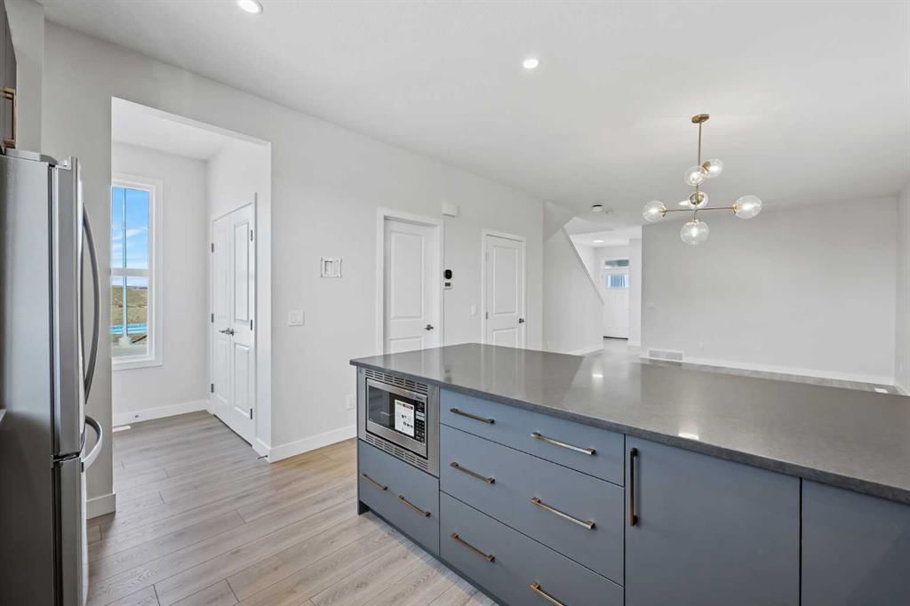 329 Ambleton Drive NW, Calgary — photo 4 of 15