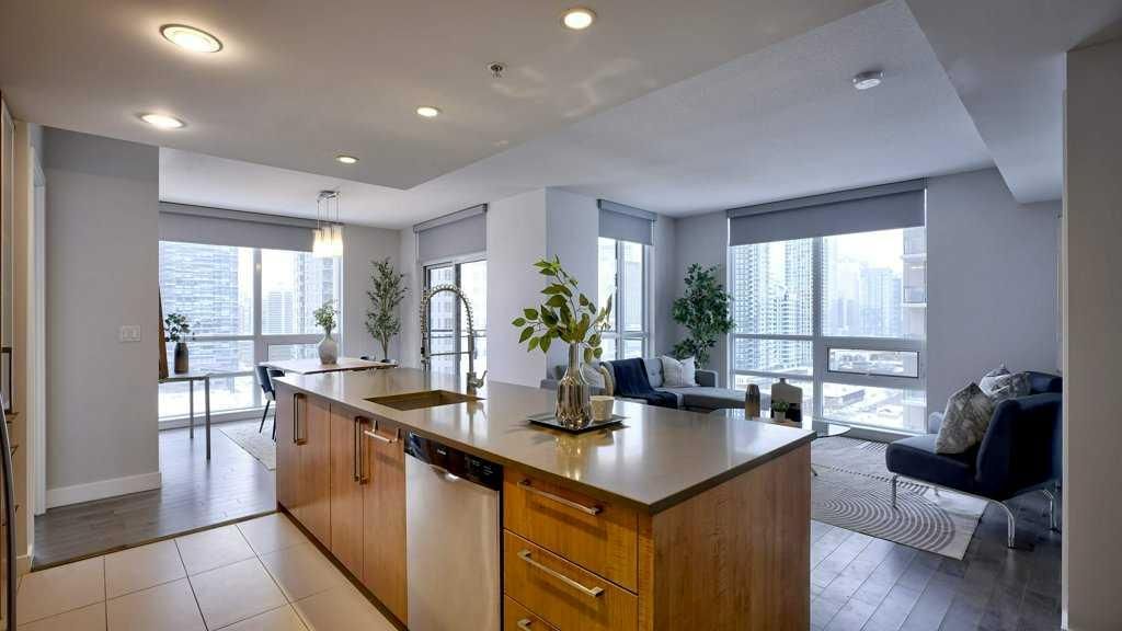 1404, 1118 12 Avenue SW, Calgary — photo 2 of 38