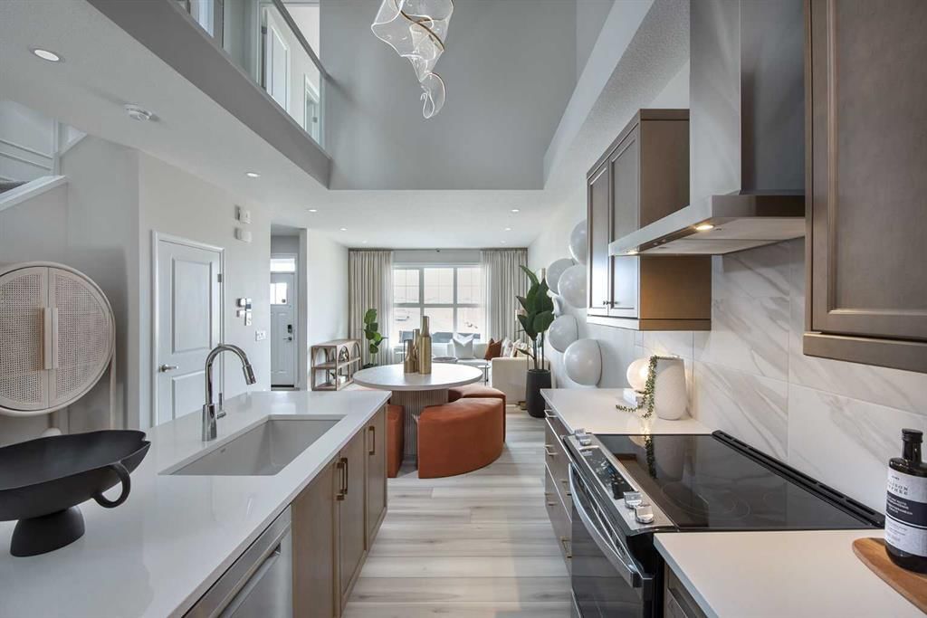 20 Belmont Place SW, Calgary — photo 3 of 18