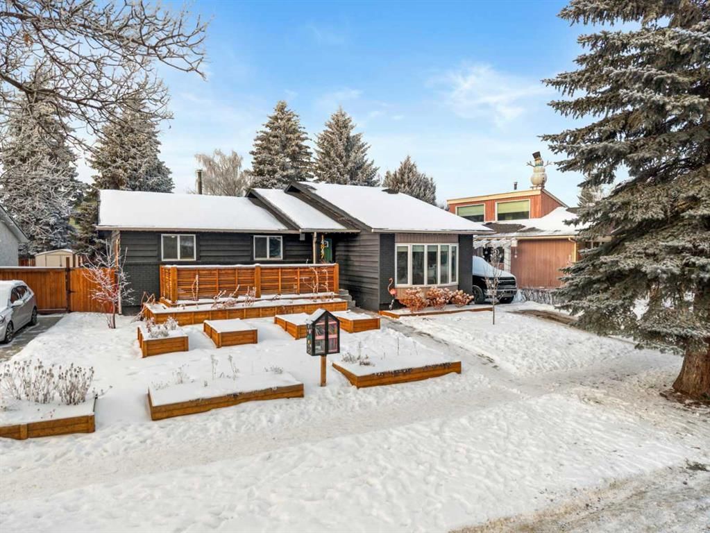 14847 Deer Run Drive SE, Calgary — main listing photo