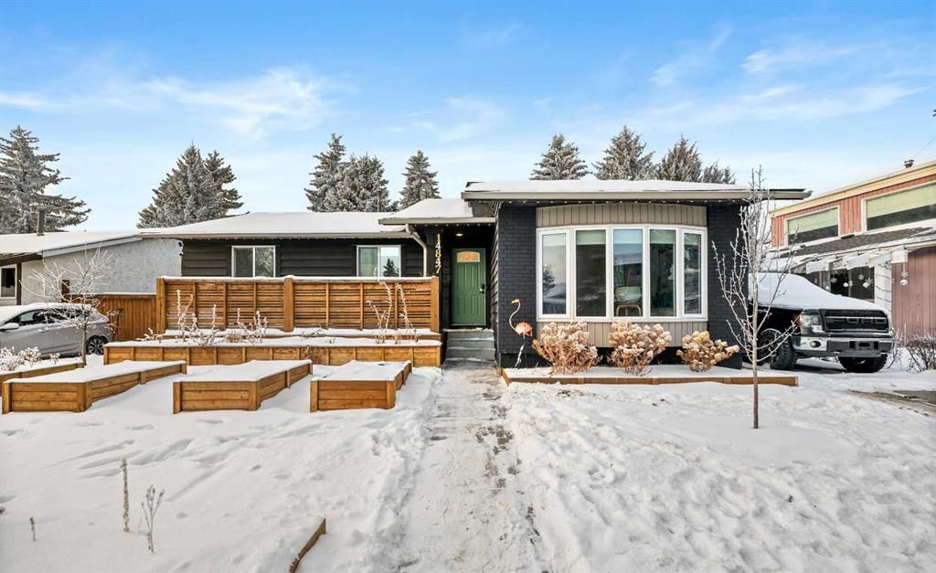 14847 Deer Run Drive SE, Calgary — photo 2 of 50