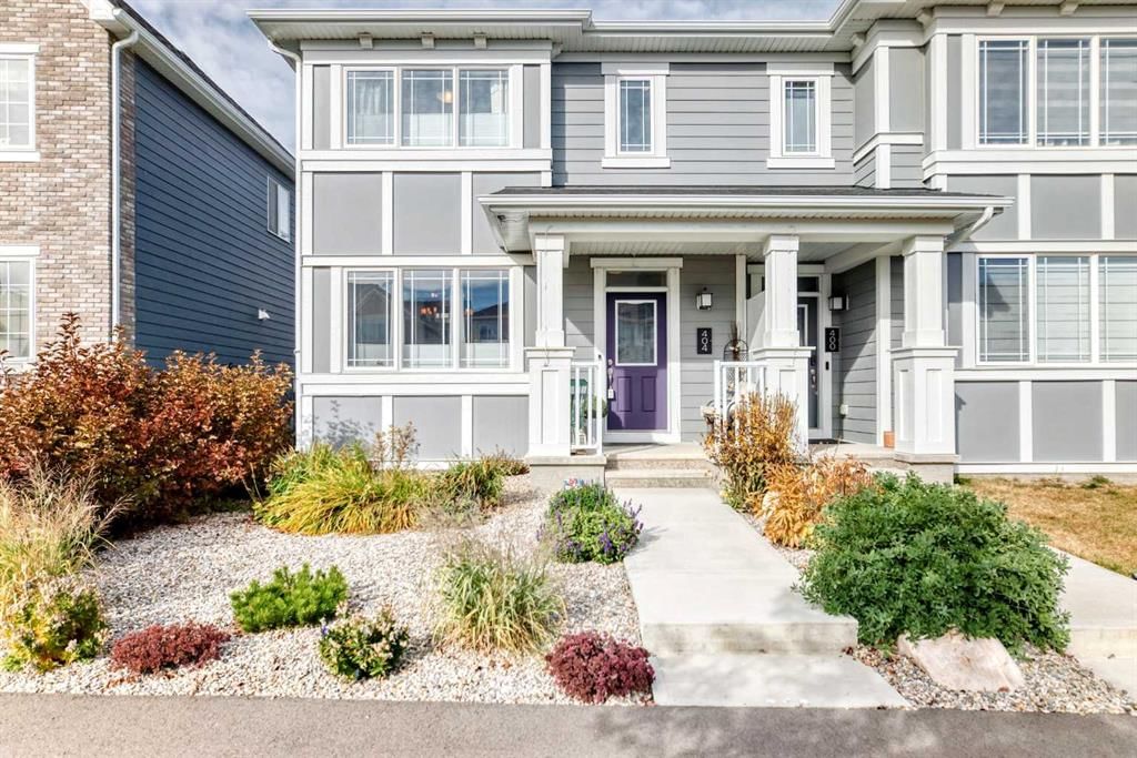 404 Yorkville Avenue SW, Calgary — photo 3 of 47