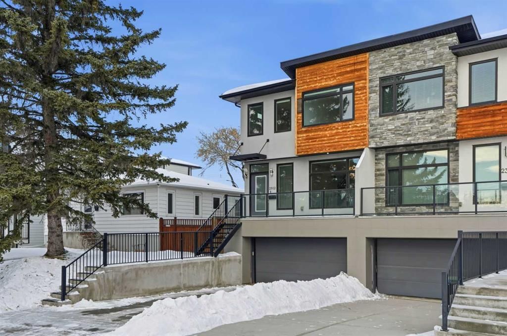 2312 Westmount Road NW, Calgary — photo 2 of 48