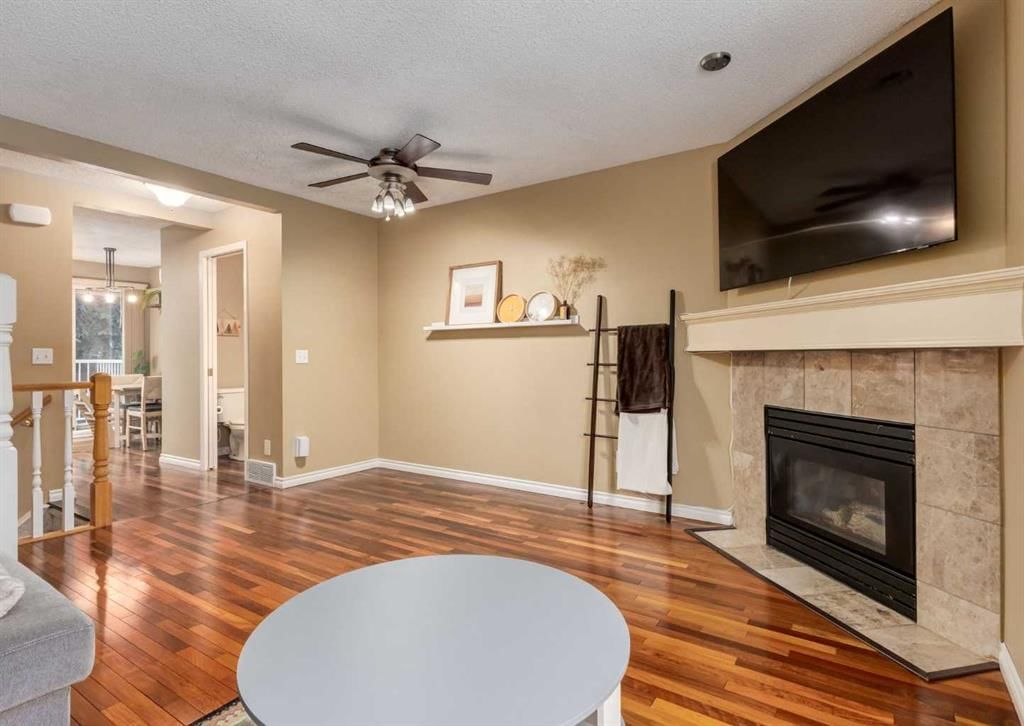 4, 115 23 Avenue NE, Calgary — photo 5 of 30