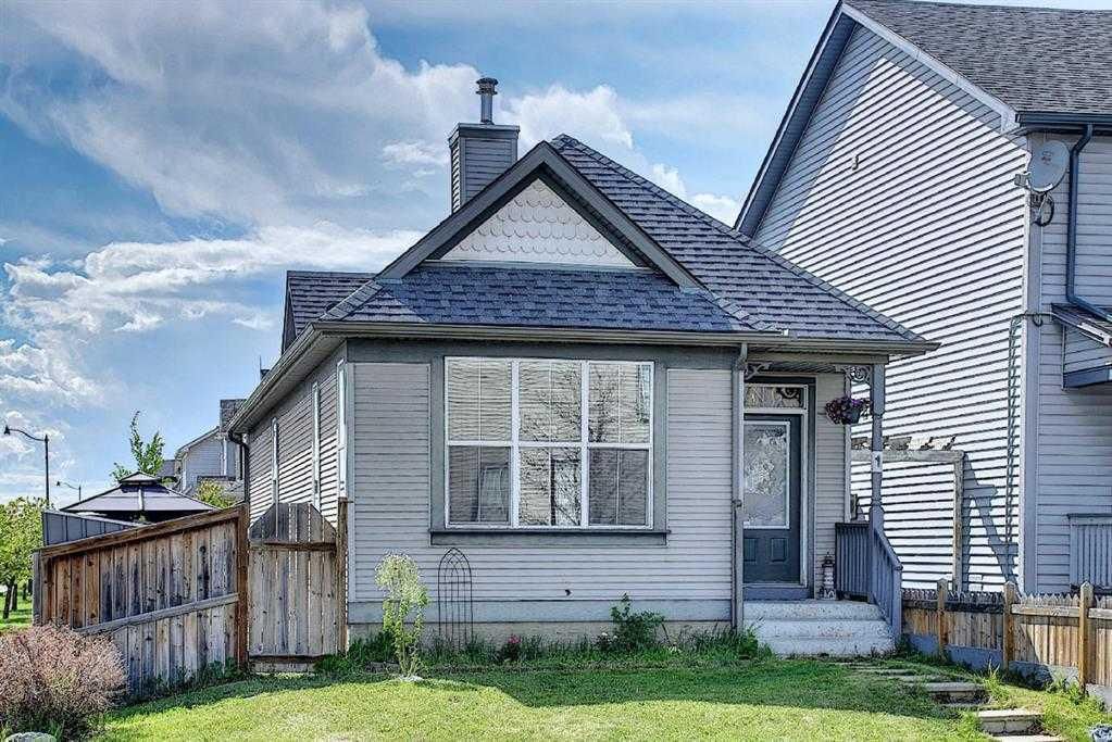 1 Prestwick Mount SE, Calgary — photo 2 of 34