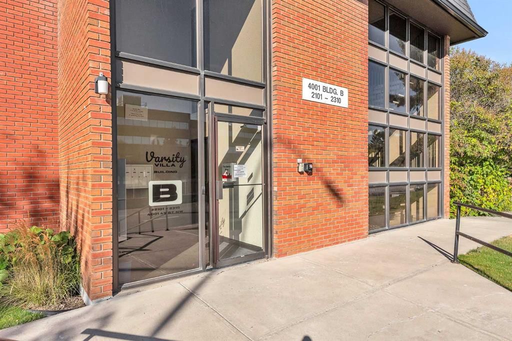 2106, 4001B 49 Street NW, Calgary — photo 3 of 27