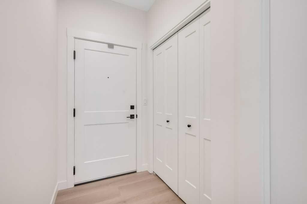 2316, 200 Seton Circle SE, Calgary — photo 5 of 33