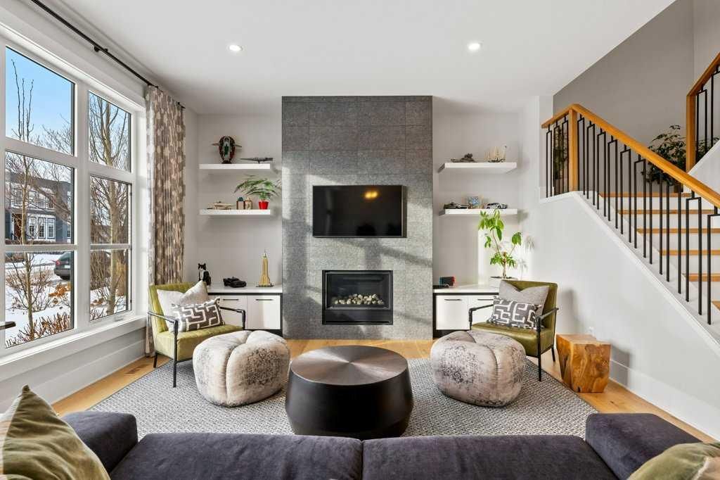 1206 Richland Road NE, Calgary — photo 4 of 50