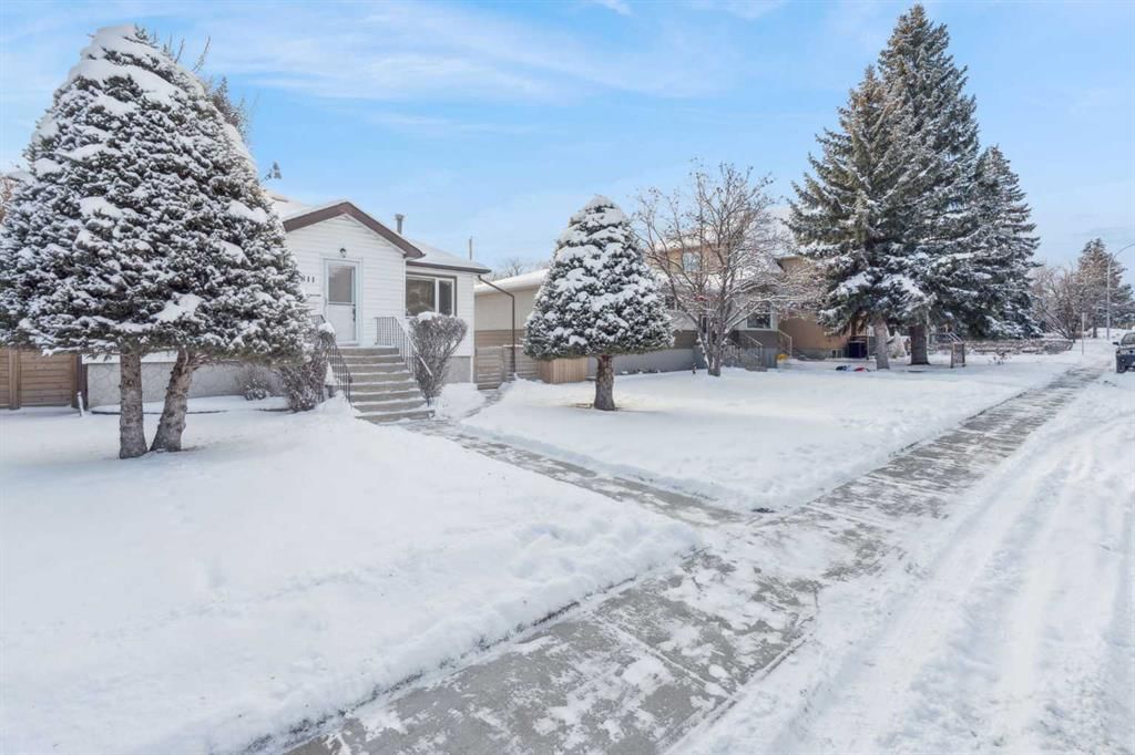 811 19 Avenue NW, Calgary — photo 5 of 42