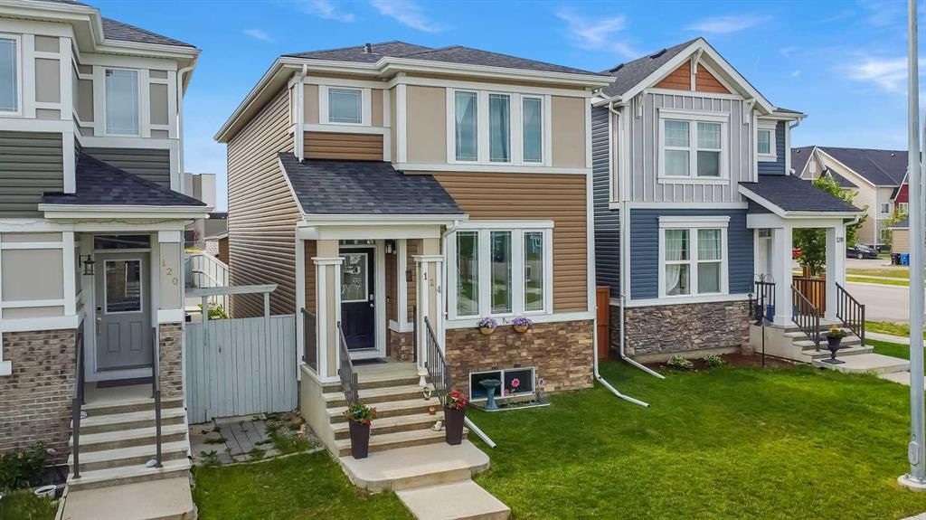 124 Red Embers Crescent NE, Calgary — main listing photo