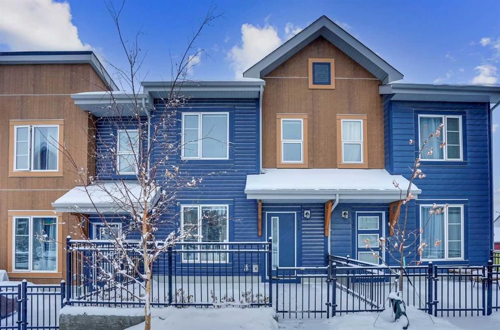 160 Livingston Common NE, Calgary — main listing photo