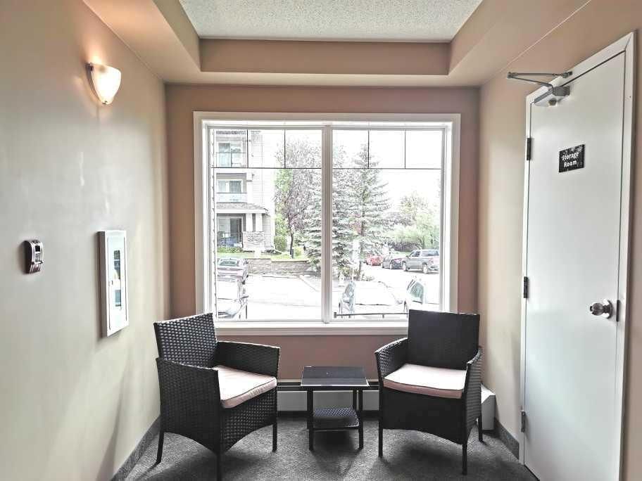 129, 369 Rocky Vista Park NW, Calgary — photo 5 of 22