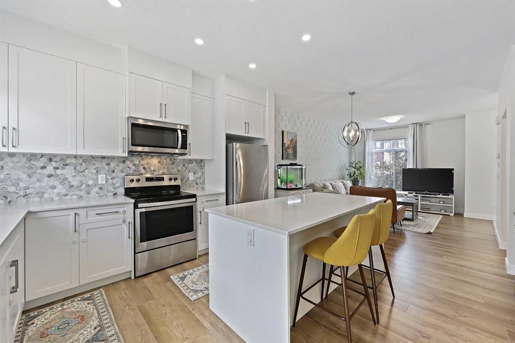 1224 Sage Meadows Gardens NW, Calgary — photo 2 of 39
