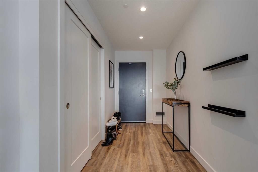 406, 730 5 Street NE, Calgary — photo 3 of 21