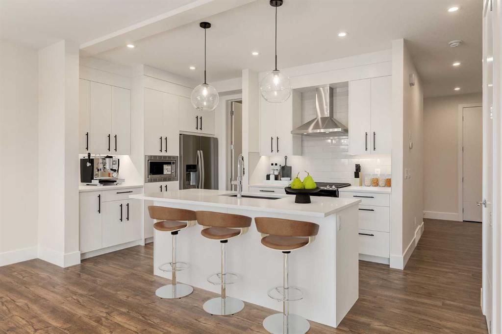 60 Aspen Woods Park SW, Calgary — photo 4 of 50