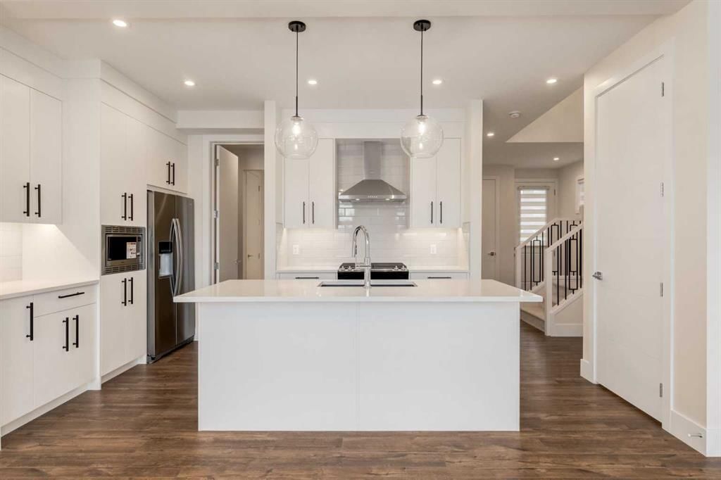 60 Aspen Woods Park SW, Calgary — photo 5 of 50