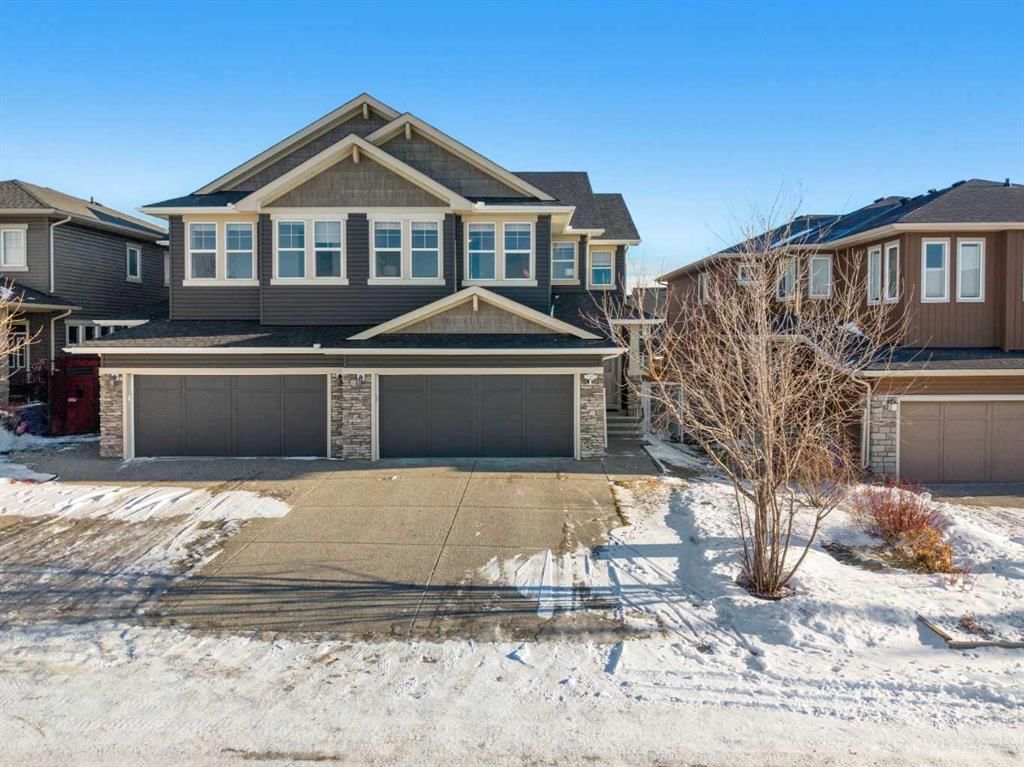 48 Evanswood Circle NW, Calgary — main listing photo