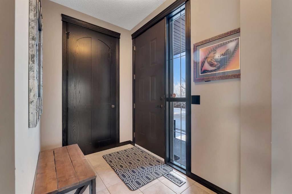 73 Elgin Meadows Link SE, Calgary — photo 4 of 48