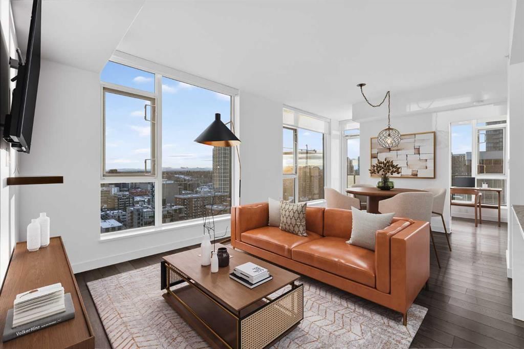 1608, 310 12 Avenue SW, Calgary — main listing photo