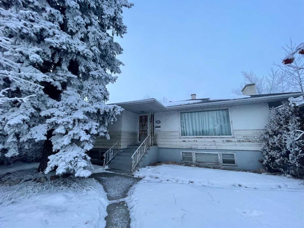 2424 17 Avenue SW, Calgary — photo 2 of 19
