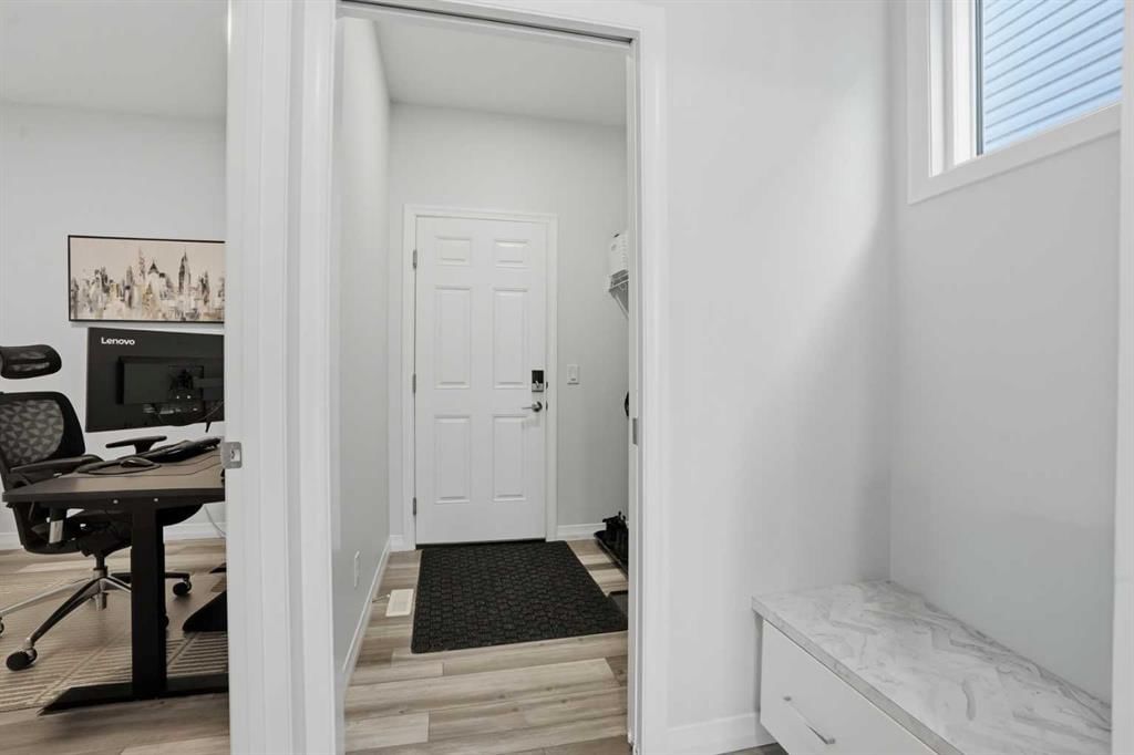 123 Howse Hill NE, Calgary — photo 5 of 44