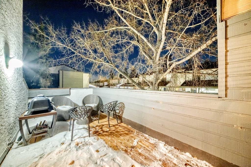 112, 2520 Palliser Drive SW, Calgary — photo 5 of 28