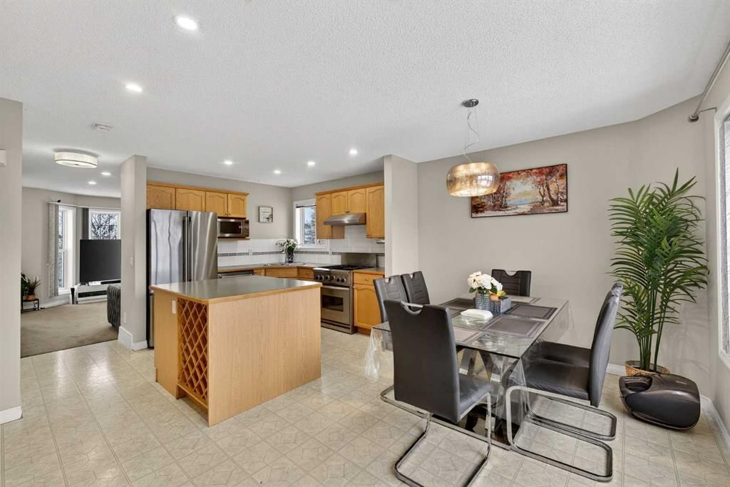 78 Tarington Close NE, Calgary — photo 5 of 32