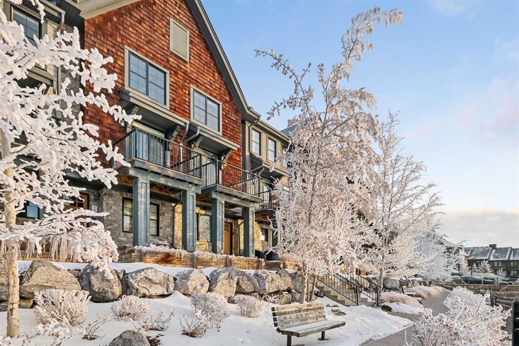111 Ascot Point SW, Calgary — photo 3 of 40