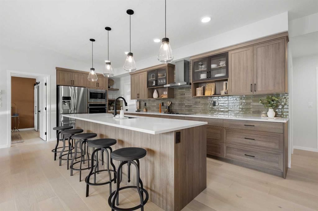 102, 80 Carrington Plaza NW, Calgary — photo 3 of 27