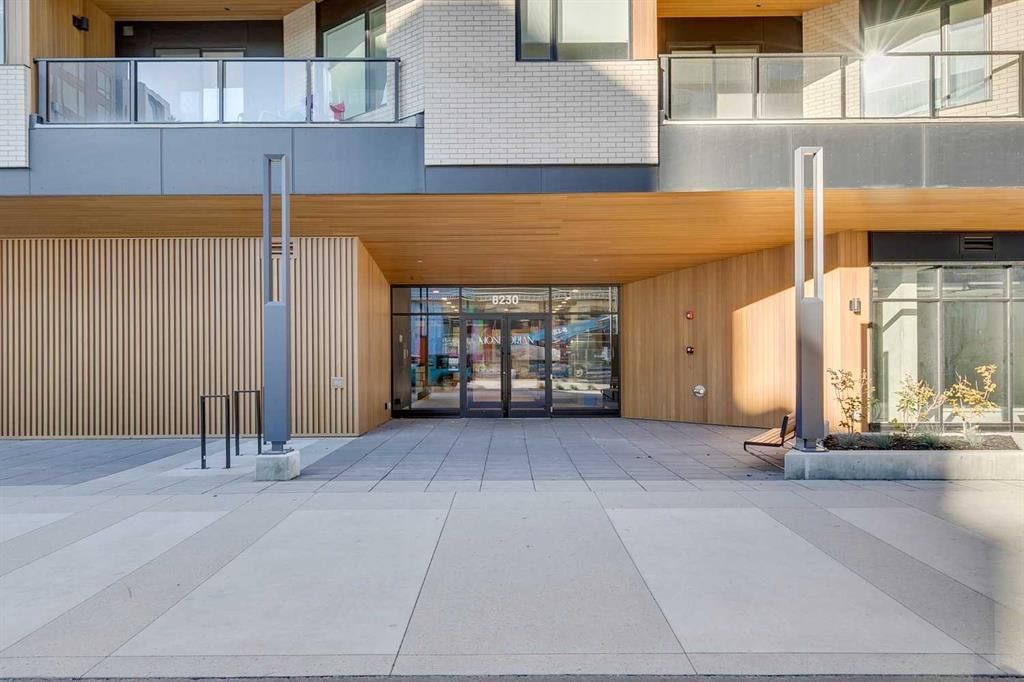 615, 8230 Broadcast Avenue SW, Calgary — photo 2 of 30