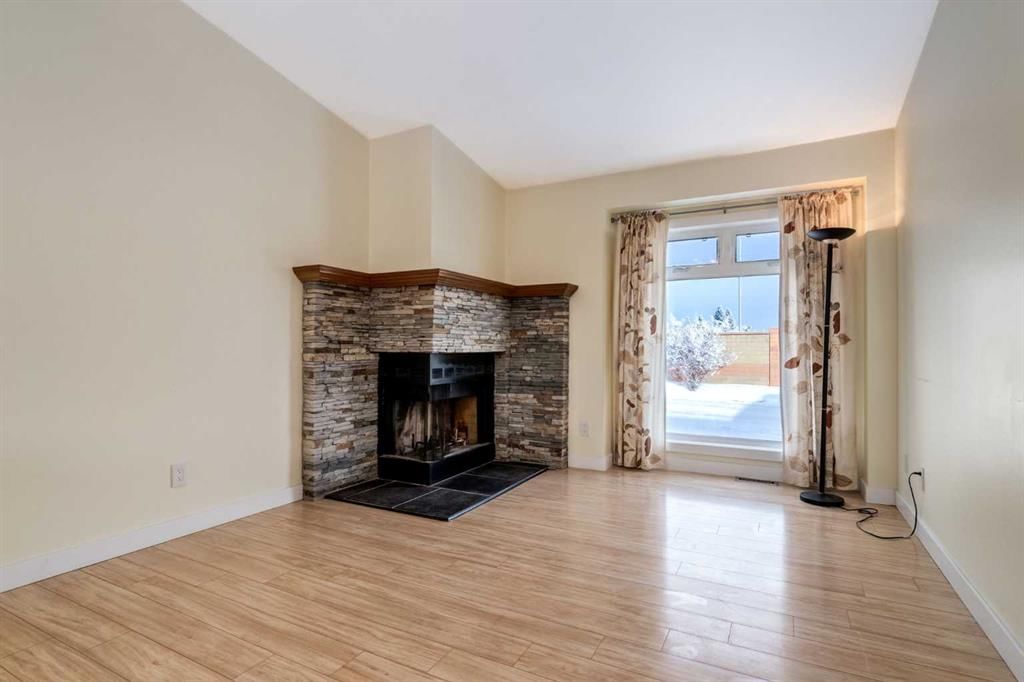 176 Riverbirch Road SE, Calgary — photo 4 of 25