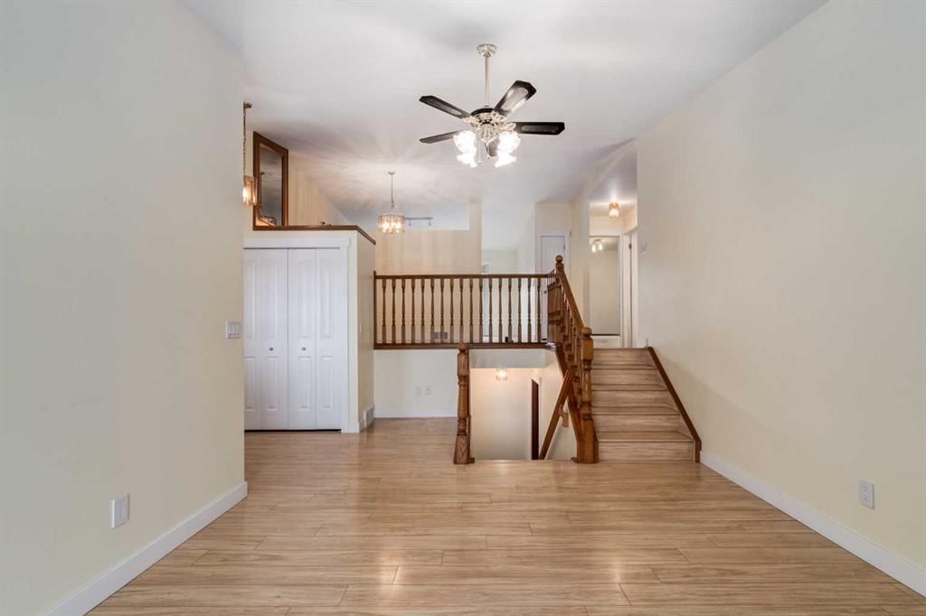 176 Riverbirch Road SE, Calgary — photo 5 of 25