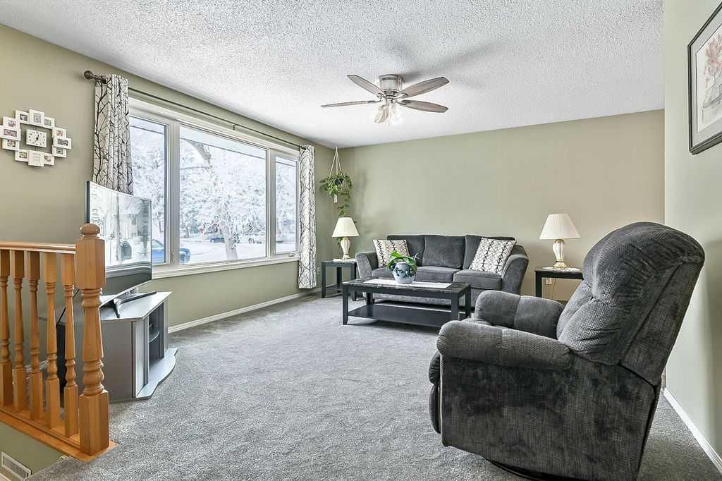 312 Foritana Road SE, Calgary — photo 3 of 37